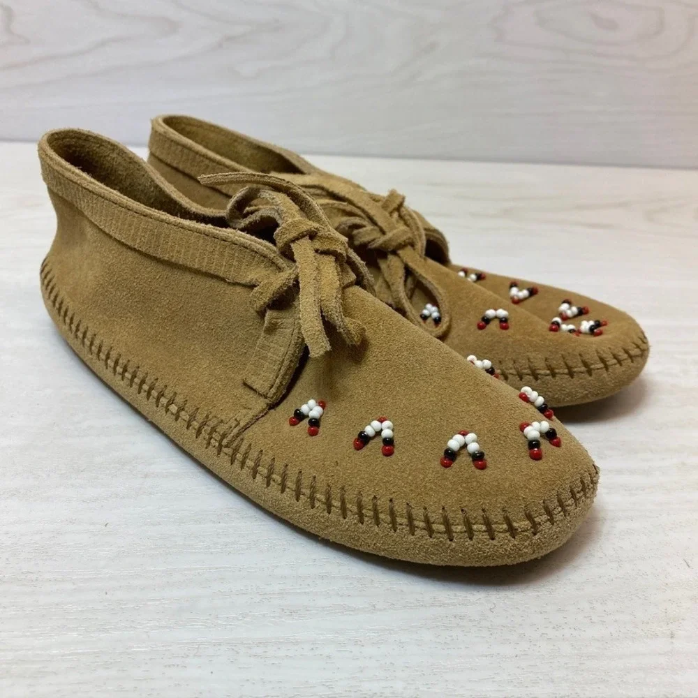 Minnetonka Kids Size 3 Moccasin Bootie Beaded Tan Suede Leather Softsole 2416